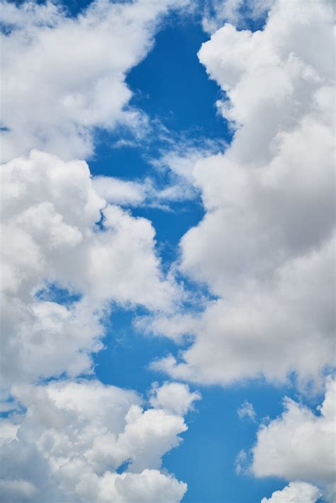 vertical clouds are similar to